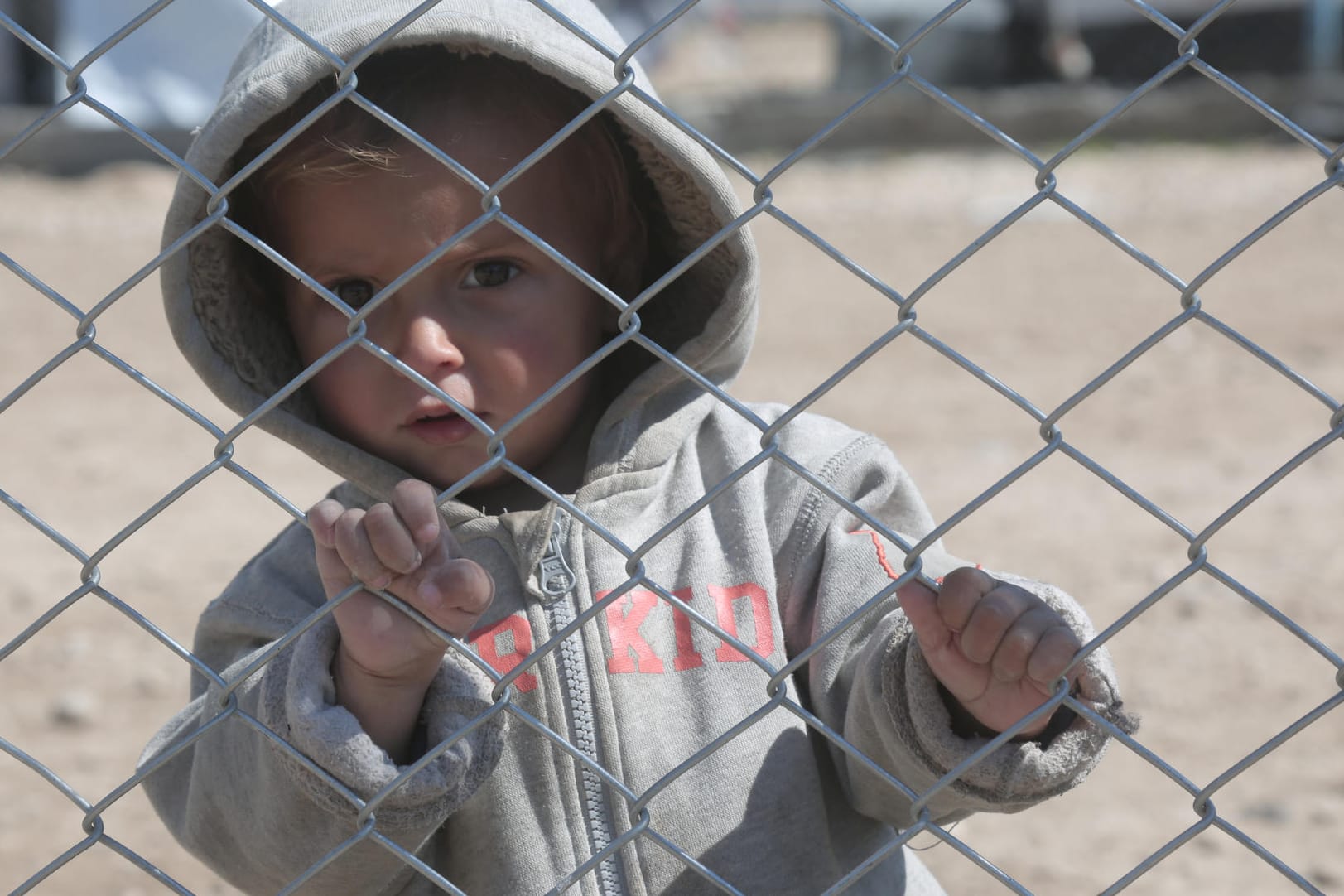 Ein Kind im Flüchtlingslager Al Hol: Ein deutscher Anwalt bemüht sich um die Rückholung der Kinder deutscher IS-Kämpfer.