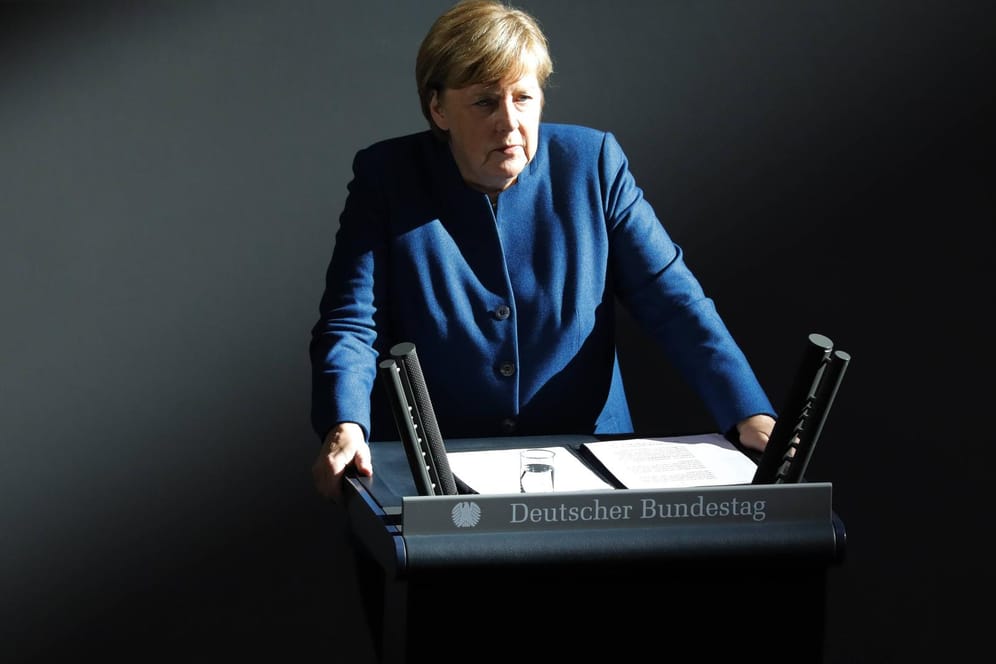 Angela Merkel: In einem Interview spricht die Kanzlerin über Deutschlands Rolle in der Welt – und Spannungen mit dem französischen Präsidenten.