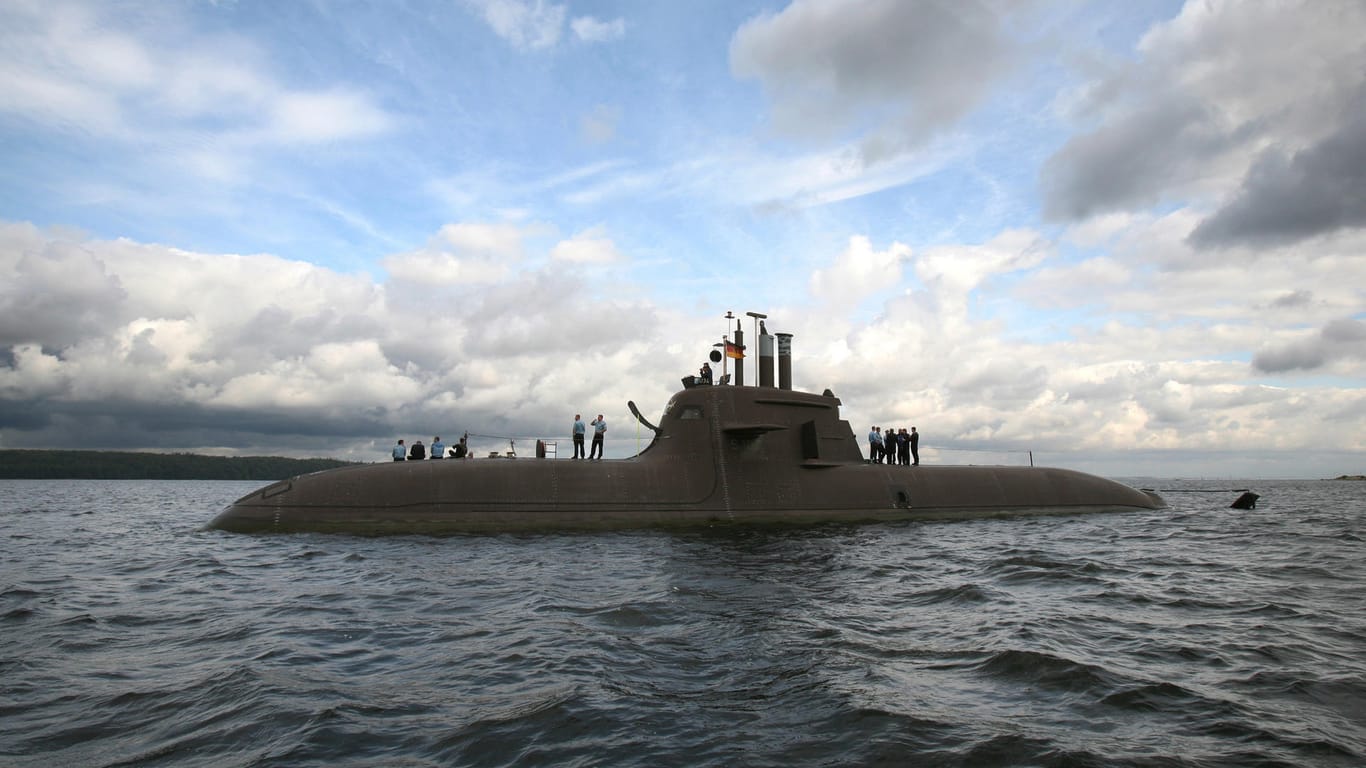 Das U-Boot U34 der Marine: Das Schwester-U-Boot U36 hat jetzt vor Norwegen den Meeresboden berührt.