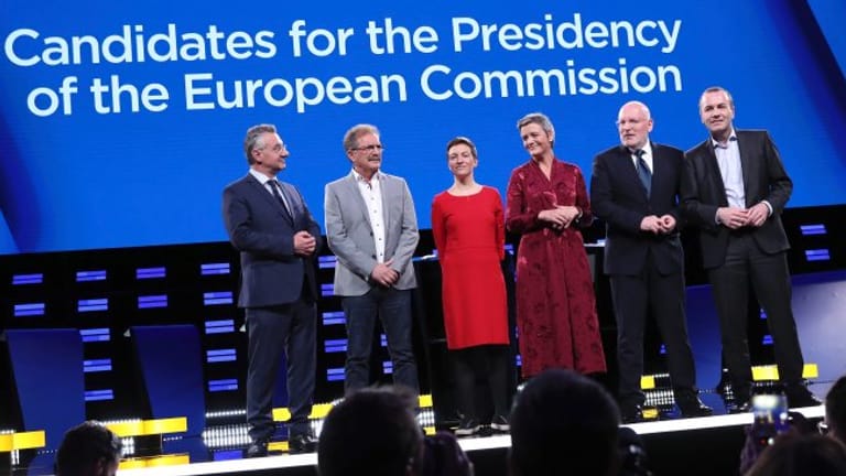 AJan Zahradil, Nico Cue, Ska Keller, Margrethe Vestager, Frans Timmermans und Manfred Weber: Die Spitzenkandidaten der Europawahl debattieren im EU-Parlament.