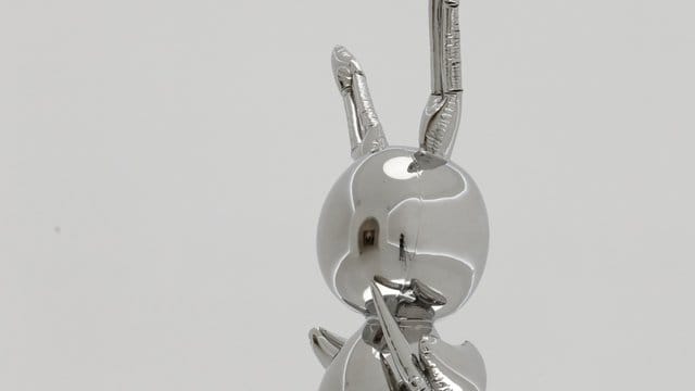 Teurer Hase: 91 Millionen Dollar war einem Sammler die Skulptur "Rabbit" von Jeff Koons wert. Teurer Hase: 91 Millionen Dollar war einem Sammler die Skulptur "Rabbit" von Jeff Koons wert.