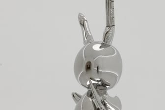 Teurer Hase: 91 Millionen Dollar war einem Sammler die Skulptur "Rabbit" von Jeff Koons wert.