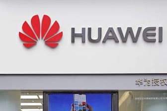 Huawei wird von den US-Behörden seit langer Zeit verdächtigt, seine unternehmerischen Aktivitäten zur Spionage für China zu nutzen.