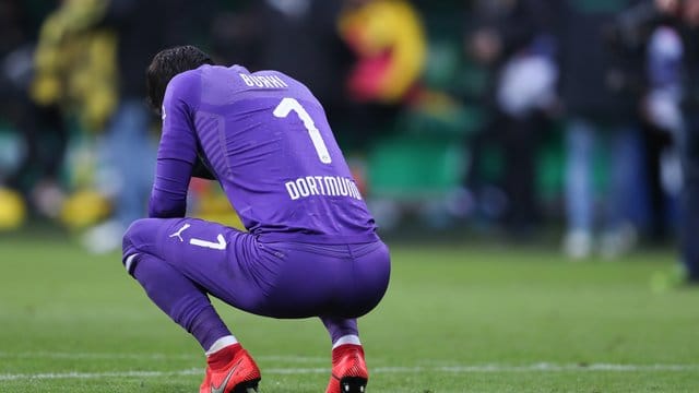 BVB-Keeper Roman Bürki musste das Training abbrechen.