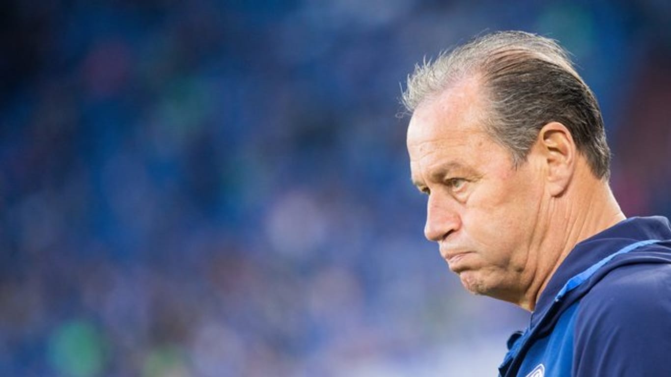 Noch ein Spiel für den FC Schalke 04: Trainer Huub Stevens.