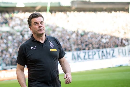 Gladbachs Trainer Dieter Hecking hofft auf einen Sieg zum Abschied.