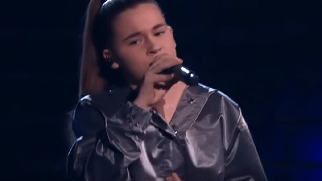 Mikella: Die Tochter von Popsängerin Alsou siegte offenbar zu Unrecht bei "The Voice Kids" in Russland.