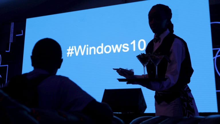 Eine Werbeveranstaltung für Windows 10: Manche Nutzer melden, dass Sie das neuen Windows-Sicherheitsupdate doppelt erhalten haben.