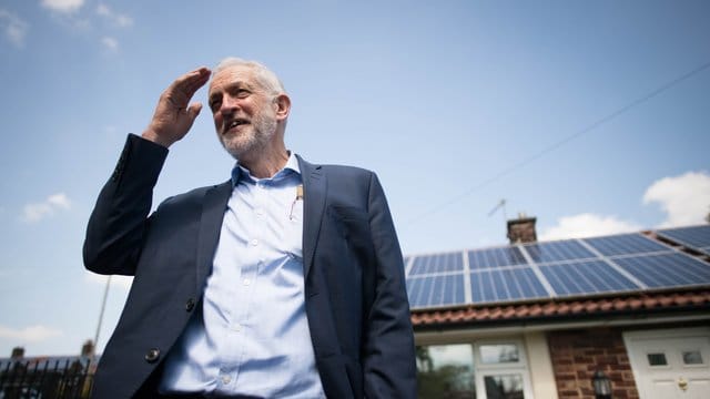 Jeremy Corbyn ist Vorsitzender der Labour Partei in Großbritannien. Jeremy Corbyn ist Vorsitzender der Labour Partei in Großbritannien.