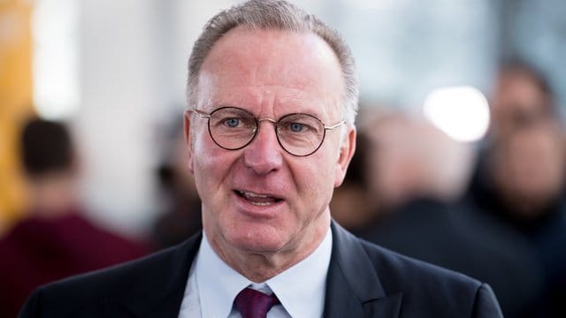 Rummenigge dementiert Berichte über ein mögliches Kovac-Aus.