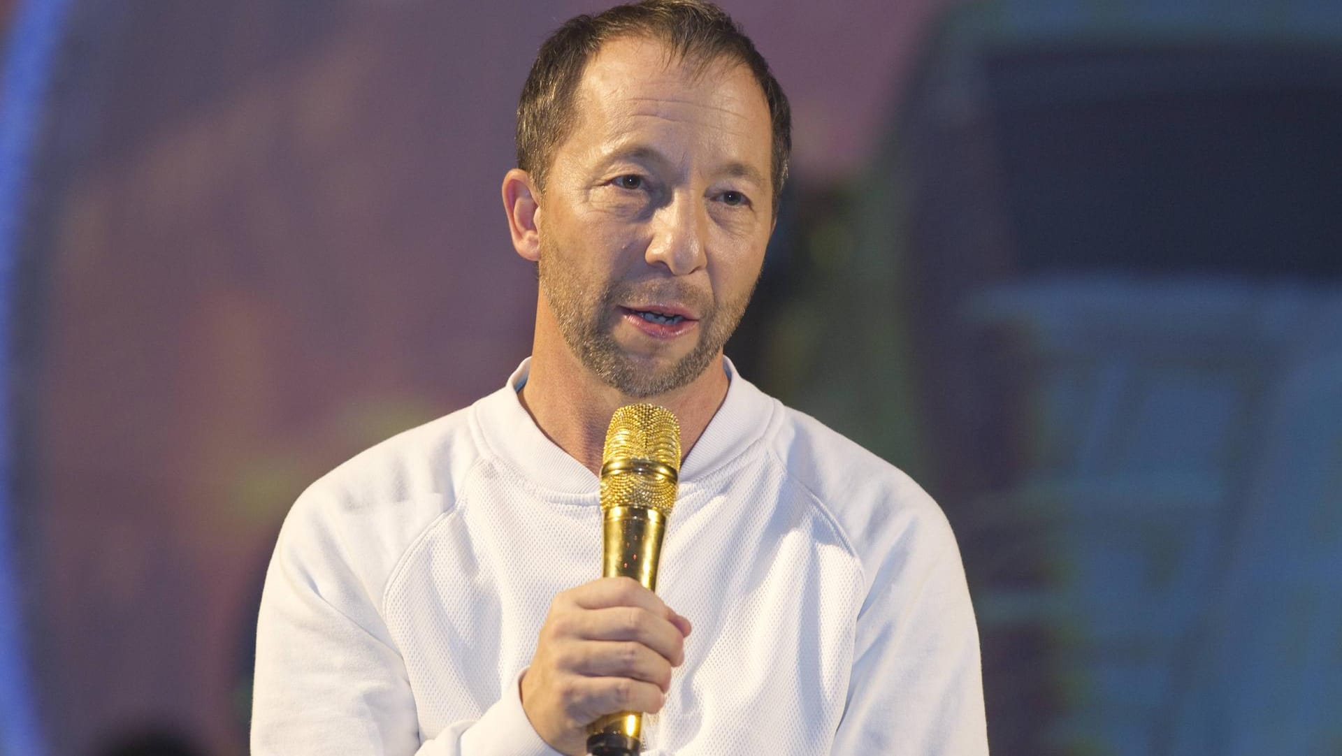 DJ Bobo: Der Sänger war bei dem Unfall nicht im Bus.