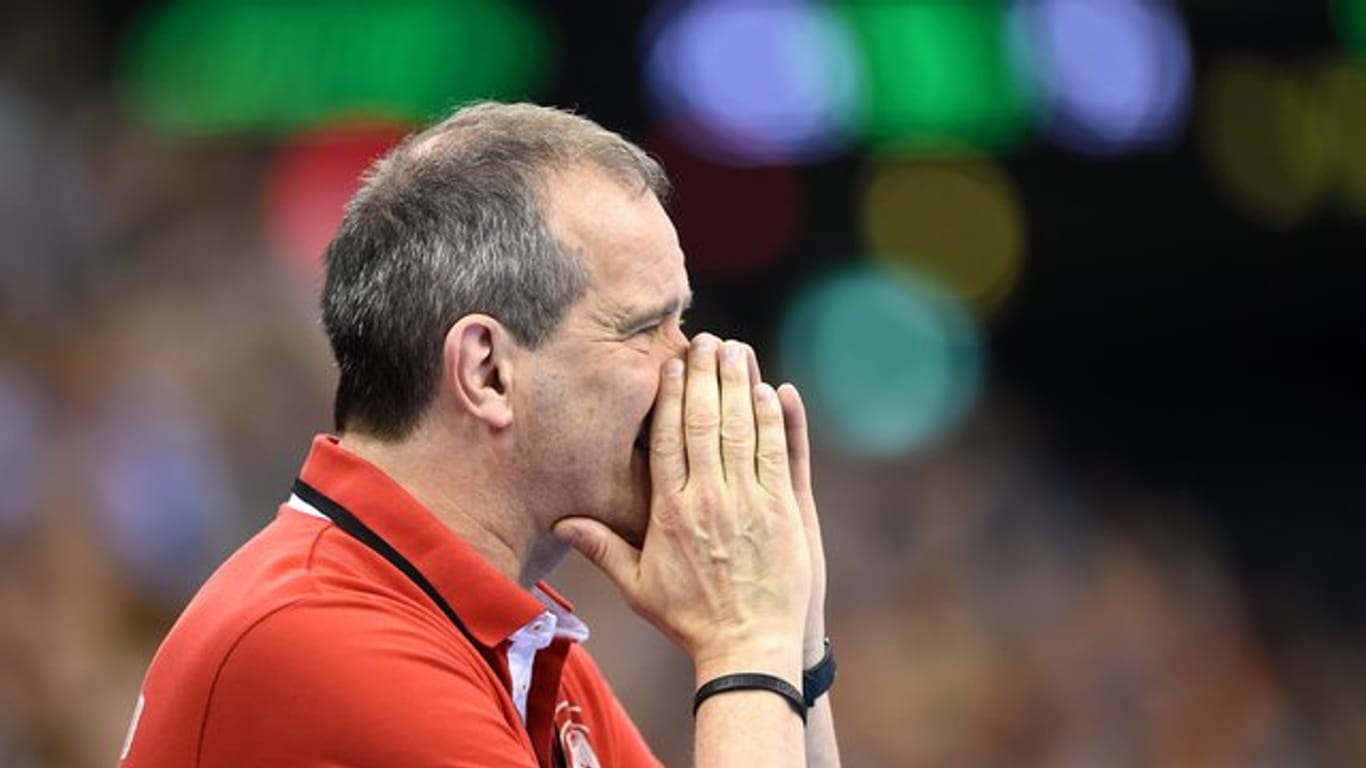 Wünscht sich mehr Spielerinnen bei europäischen Topclubs: Frauen-Handball-Bundestrainer Henk Groener.