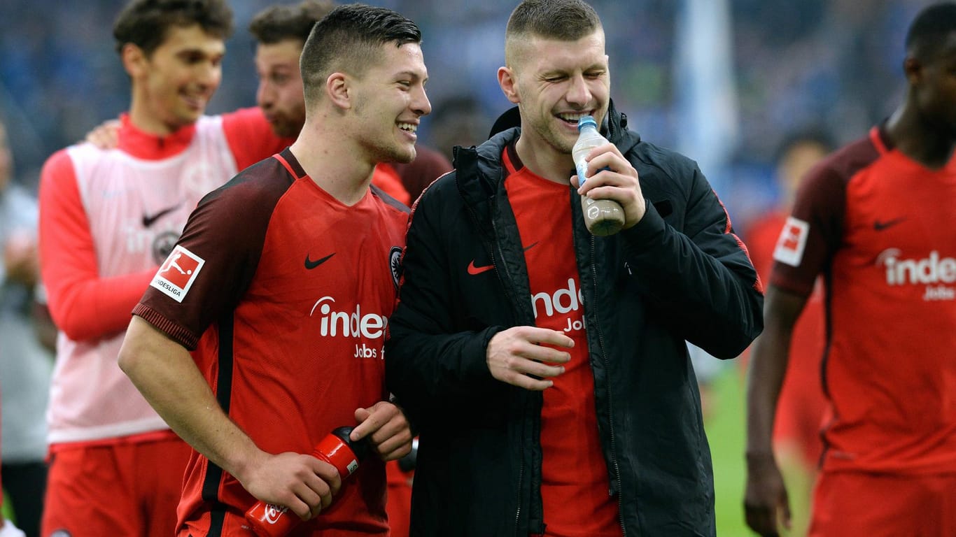 Luka Jovic (l.) und Ante Rebic erzielten für Frankfurt in dieser Saison zusammen 37 Treffer.