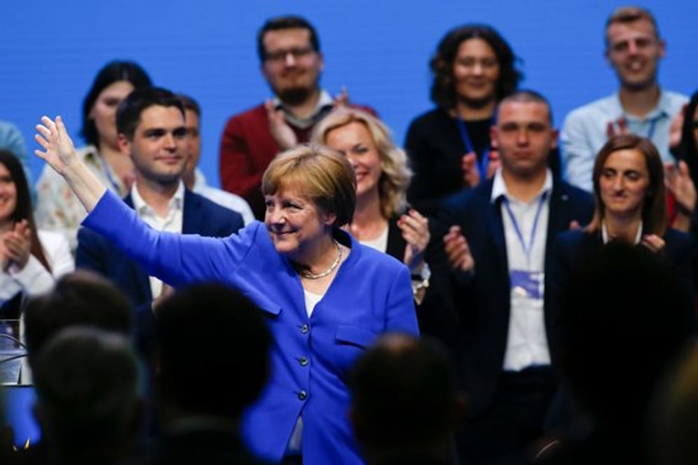 Bundeskanzlerin Angela Merkel während der gemeinsamen EVP-Wahlkampfveranstaltung vor der Europawahl.