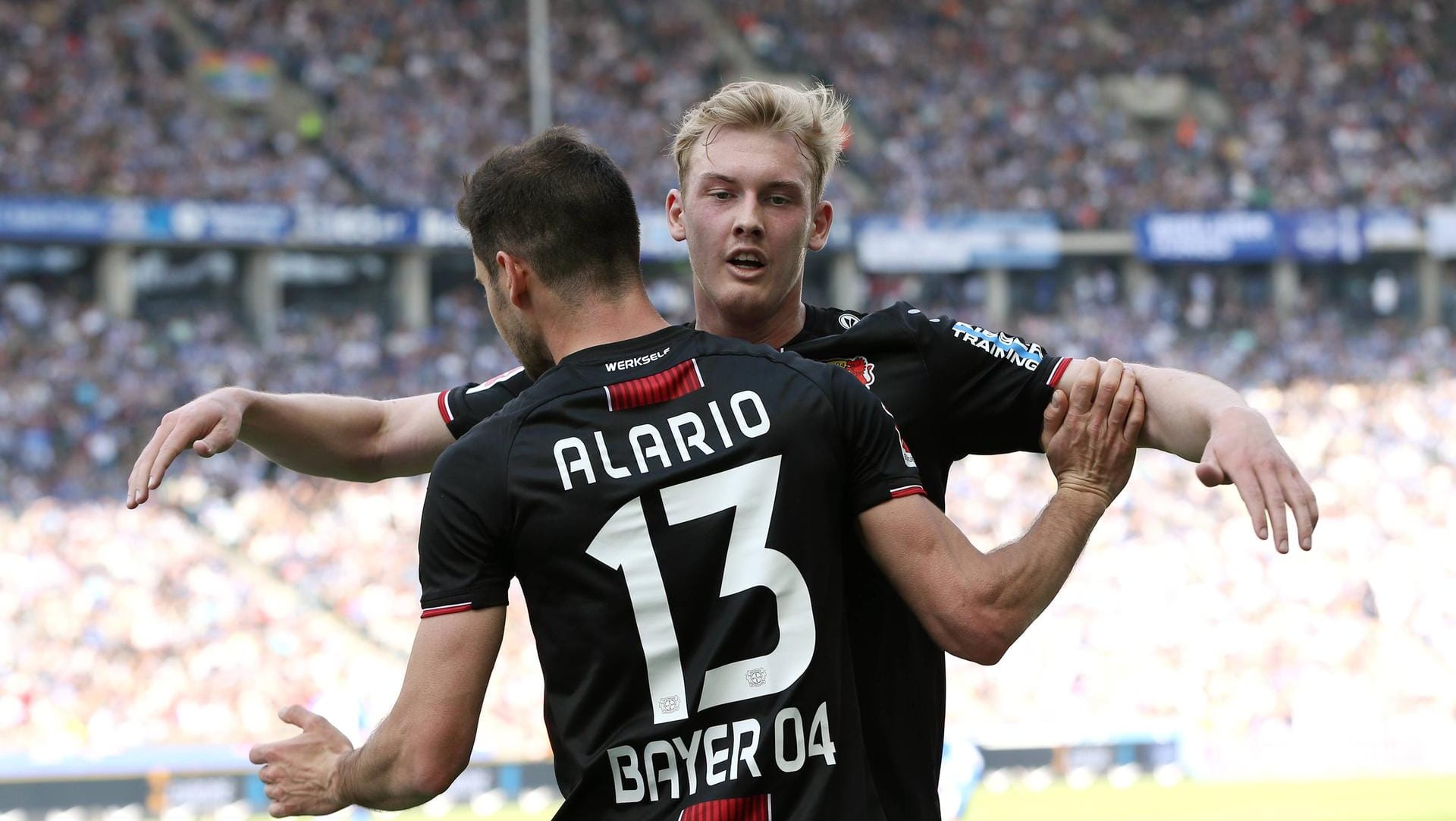 Torschützen in Berlin: Lucas Alario (vorne) und Julian Brandt trafen für Leverkusen am 34. Spieltag. Torschützen in Berlin: Lucas Alario (vorne) und Julian Brandt trafen für Leverkusen am 34. Spieltag.