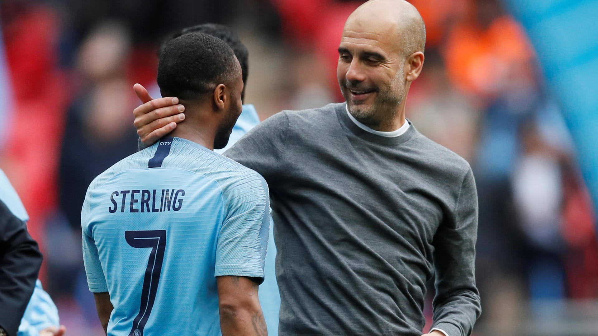 Der Trainer und sein Torjäger: Pep Guardiola (r.) und Raheem Sterling.