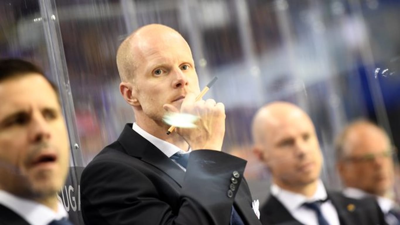 Fordert von seinem Team eine erhebliche Steigerung: DEB-Coach Toni Söderholm.