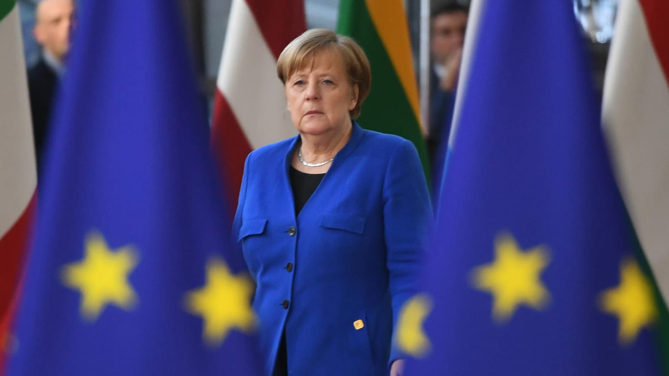 Bundeskanzlerin Angela Merkel: Bei ihrem Wahlkampfauftritt nahm die CDU-Politiker auch Bezug auf die Situation im Nachbarland Österreich.