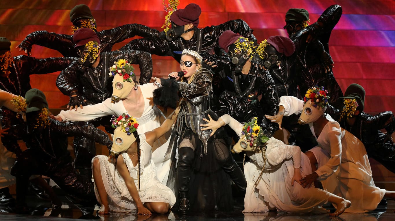 Madonna war als Gaststar beim ESC am Start: Ob sie von der Aktion ihrer Tänzer wusste, ist nicht bekannt.