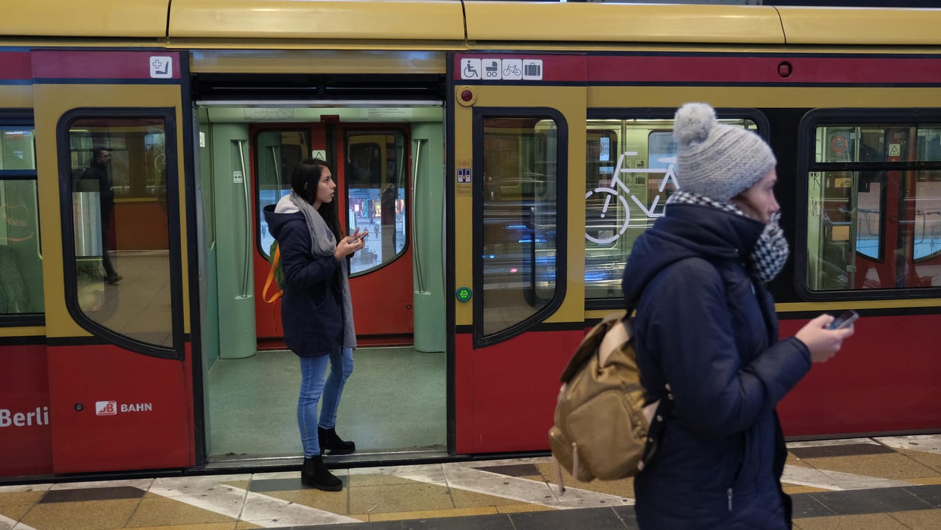 S-Bahn in Berlin: Hier ist die Online-Zeit deutlich höher als im Rest des Landes.