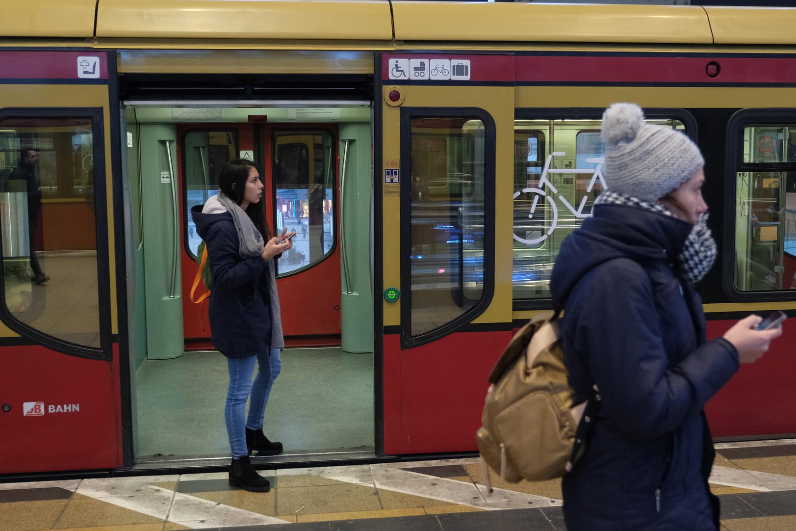S-Bahn in Berlin: Hier ist die Online-Zeit deutlich höher als im Rest des Landes.