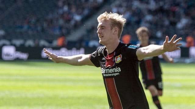 Chancen auf Brandt-Verbleib bei Leverkusen haben sich durch die Champions League Teilnahme erhöht. Chancen auf Brandt-Verbleib bei Leverkusen haben sich durch die Champions League Teilnahme erhöht.