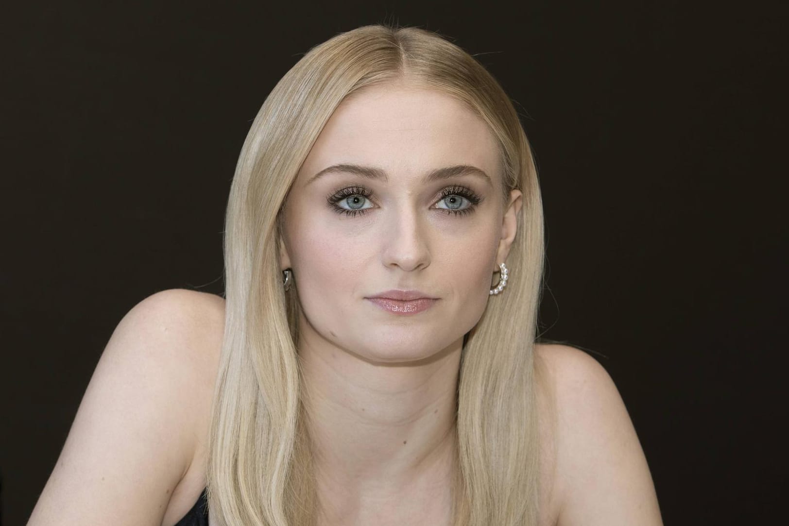 Sophie Turner: Die "Game of Thrones"-Schauspielerin war als Teenager im Rampenlicht nicht immer glücklich.