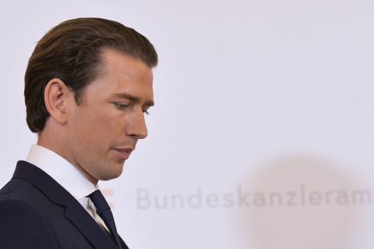Auch sein Stuhl wackelt: Bundeskanzler Sebastian Kurz.
