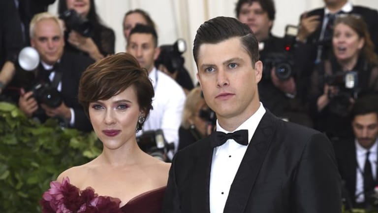 Scarlett Johansson und Colin Jost bei der "Met Gala" 2018.