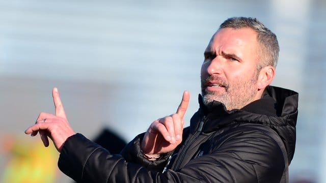 Tim Walter wird zur kommenden Saison neuer Trainer des VfB Stuttgart. Tim Walter wird zur kommenden Saison neuer Trainer des VfB Stuttgart.