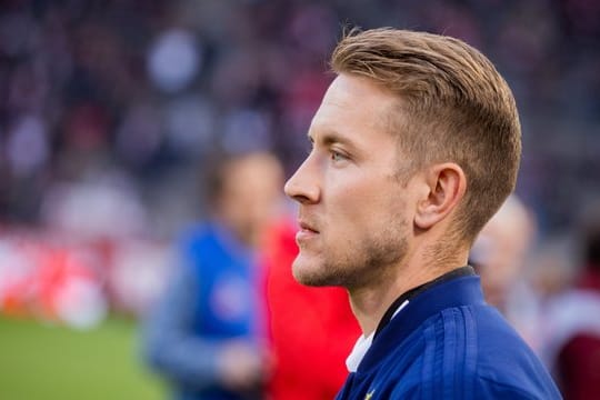 Mittelfeldspieler Lewis Holtby verlässt diesen Sommer nach fünf Jahren den HSV.