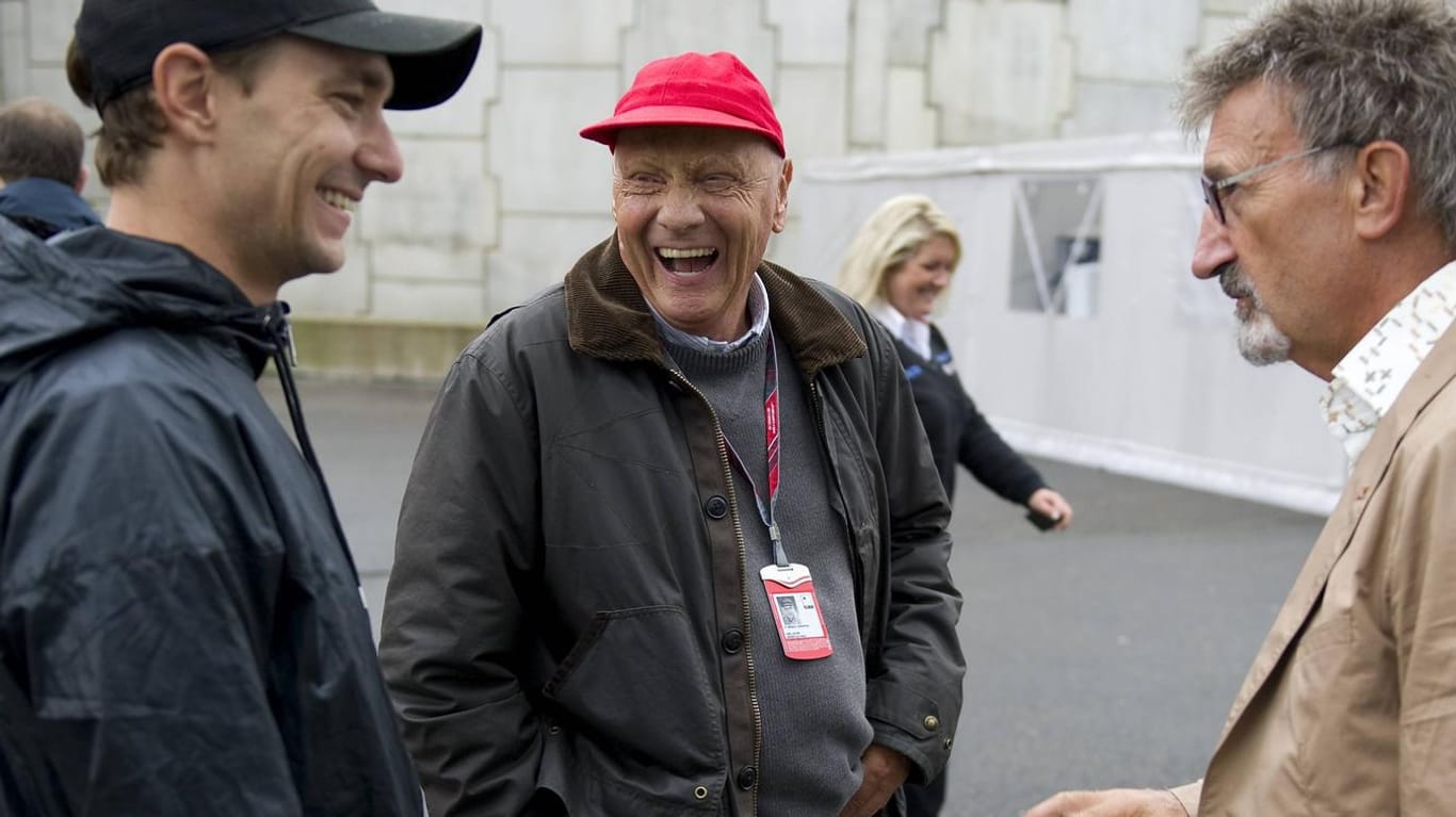 Mathias Lauda (li.), Niki Lauda (M.) und Eddie Jordan: Niki Lauda war für seine flotten Sprüche bekannt.