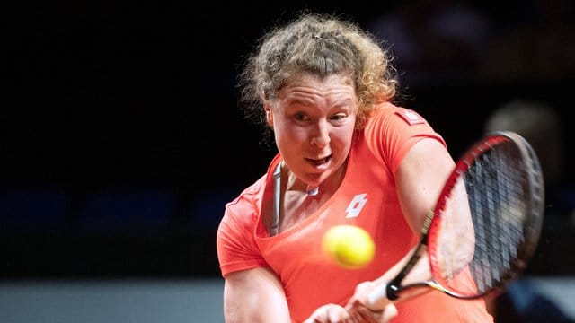 Anna-Lena Friedsam hat beim WTA-Turnier in Nürnberg das Achtelfinale erreicht.