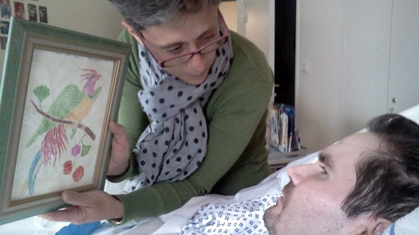 Der Wachkoma-Patient Vincent Lambert und seine Mutter im Krankenhaus.