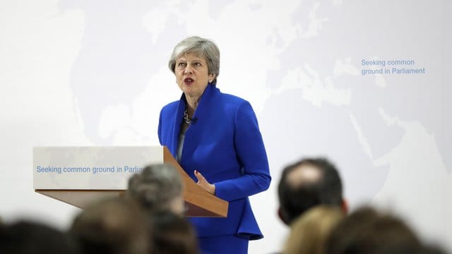 Die britische Premierministerin Theresa May kündigte an, dass das britische Parlament Anfang Juni darüber abstimmen soll, ob es ein zweites Brexit-Referendum geben soll. Die britische Premierministerin Theresa May kündigte an, dass das britische Parlament Anfang Juni darüber abstimmen soll, ob es ein zweites Brexit-Referendum geben soll.