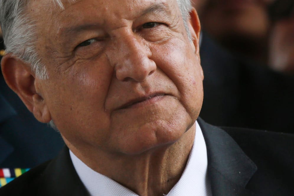 Andrés Manuel López Obrador: Mexikos Präsident sagte, die Einnahmen der Auktion sollen an Dörfer im armen Bundesstaat Guerrero gehen.