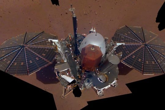 Der "InSight"-Lander hatte bei seiner Landung auf dem Mars im November bereits mehr als zwei Millionen Namen im Gepäck.
