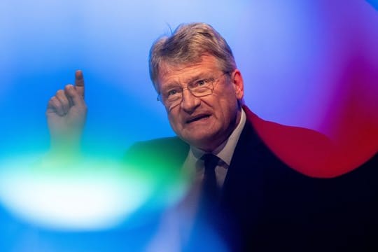 Jörg Meuthen (AfD), Spitzenkandidat für die Europawahl, spricht beim Auftakt zum Europawahlkampf der AfD.