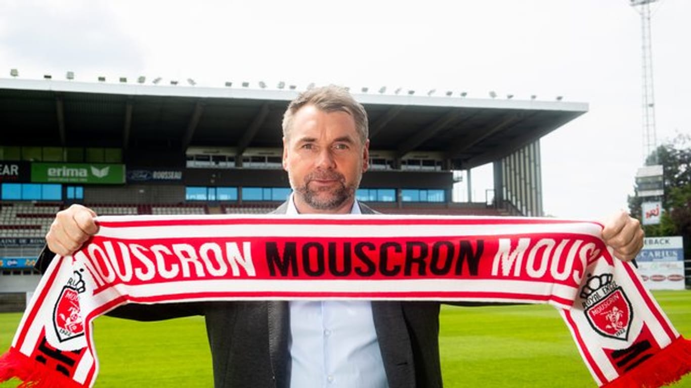 Bernd Hollerbach ist der neue Trainer des belgischen Clubs Royal Excel Mouscron.
