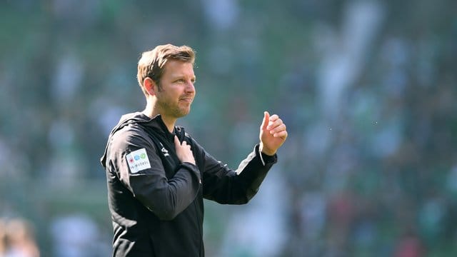 Werder-Trainer Florian Kohfeldt würde den Videobeweis auf faktische Entscheidungen beschränken. Werder-Trainer Florian Kohfeldt würde den Videobeweis auf faktische Entscheidungen beschränken.