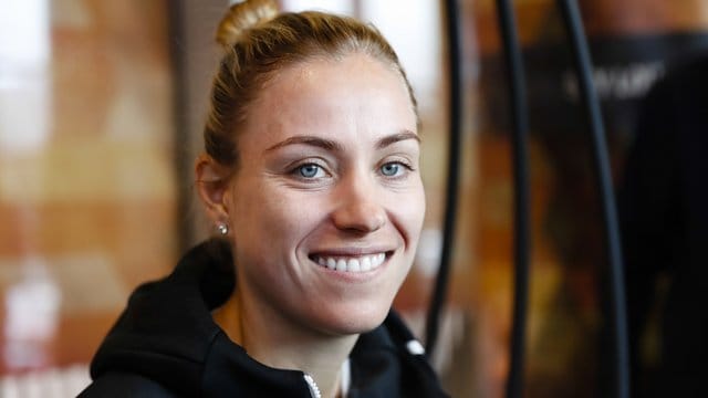 Wimbledonsiegerin Angelique Kerber trifft erstmals auf die Russin Anastasia Potapowa.