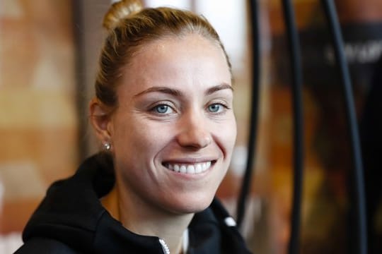 Wimbledonsiegerin Angelique Kerber trifft erstmals auf die Russin Anastasia Potapowa.