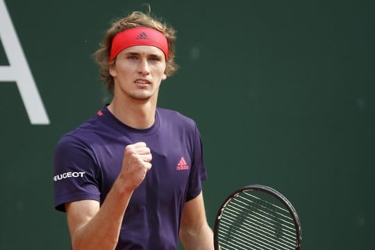 Alexander Zverev freut sich über seinen Sieg im Halbfinale von Genf.