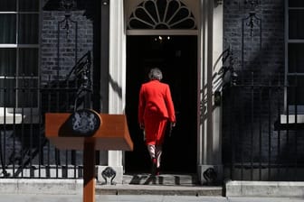 Theresa May will ihr Amt als Parteichefin am 7.