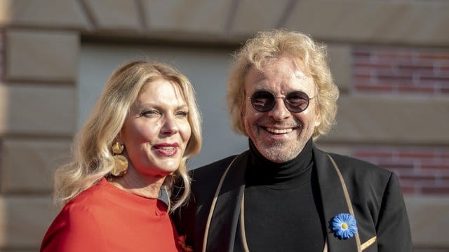 Moderator Thomas Gottschalk empfindet das digitale Zeitalter wie eine andere Welt. Moderator Thomas Gottschalk empfindet das digitale Zeitalter wie eine andere Welt.