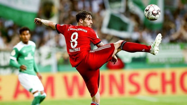 Javi Martínez ersetzt den verletzten Nationalspieler Leon Goretzka.