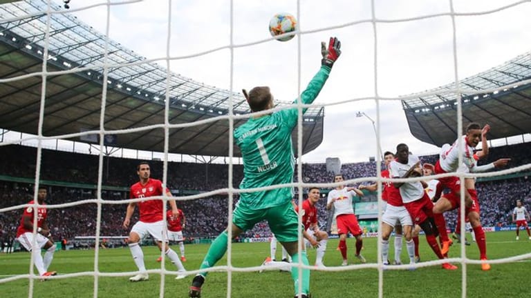 Bayern-Torwart Manuel Neuer ließ die Leipziger mit seinen starken Paraden verzweifeln.