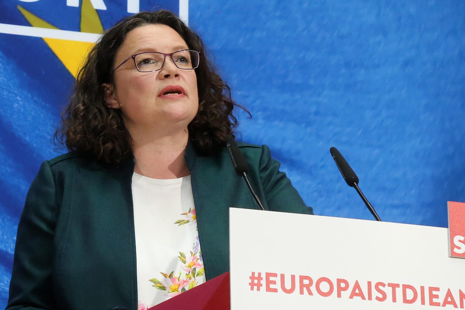 Die SPD-Parteivorsitzende Andrea Nahles äußert sich auf einer Pressekonferenz zum Ergebnis der Europawahl: Ihre Partei fuhr ein katastrophales Ergebnis ein.