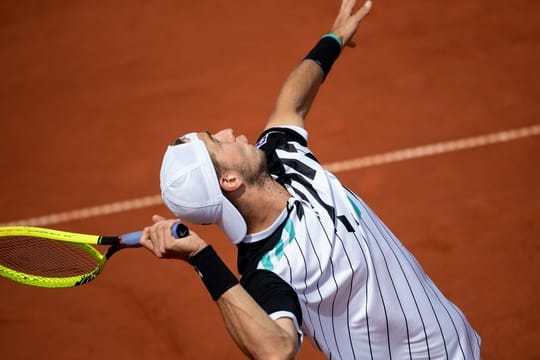 Jan-Lennard Struff hat sein Auftaktmatch bei den French Open gewonnen.