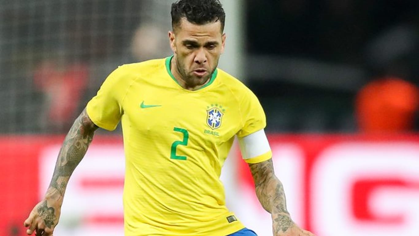 Trägt wieder die Kapitänsbinde der brasilianischen Nationalmannschaft: Dani Alves.